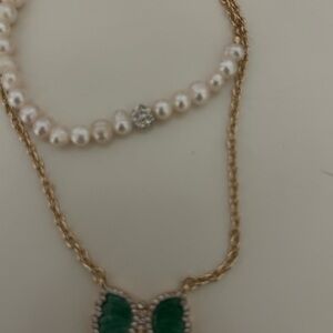 Park Lane necklace (10” with a 3” extender).